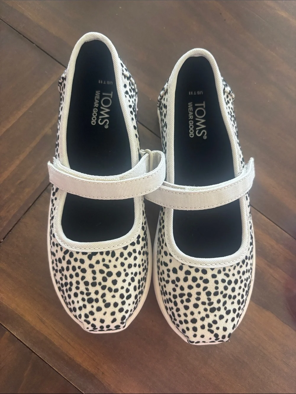 Toms Girls White Mary Janes with Black Spot Print